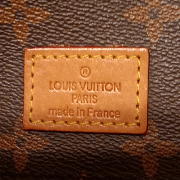 Louis Vuitton Monogram Melie Hobo - Picture 6 of 6